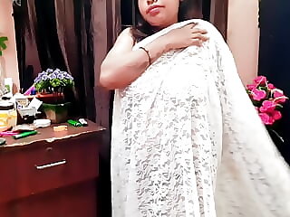 Indian Housewife Saree Show 1