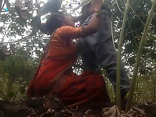 KHET ME KAM KARANE AAI..