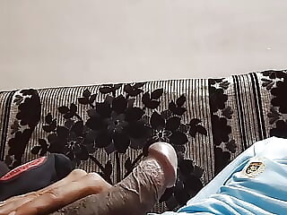 Trying up cum