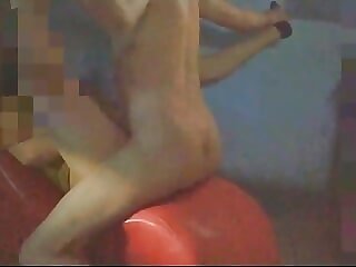 Teen fucks and has an orgasm..