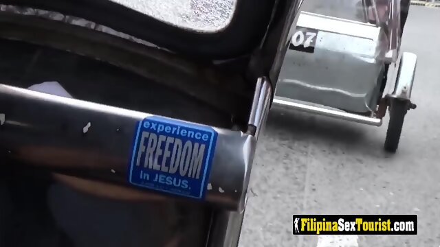 Hot Filipina babe is getting
